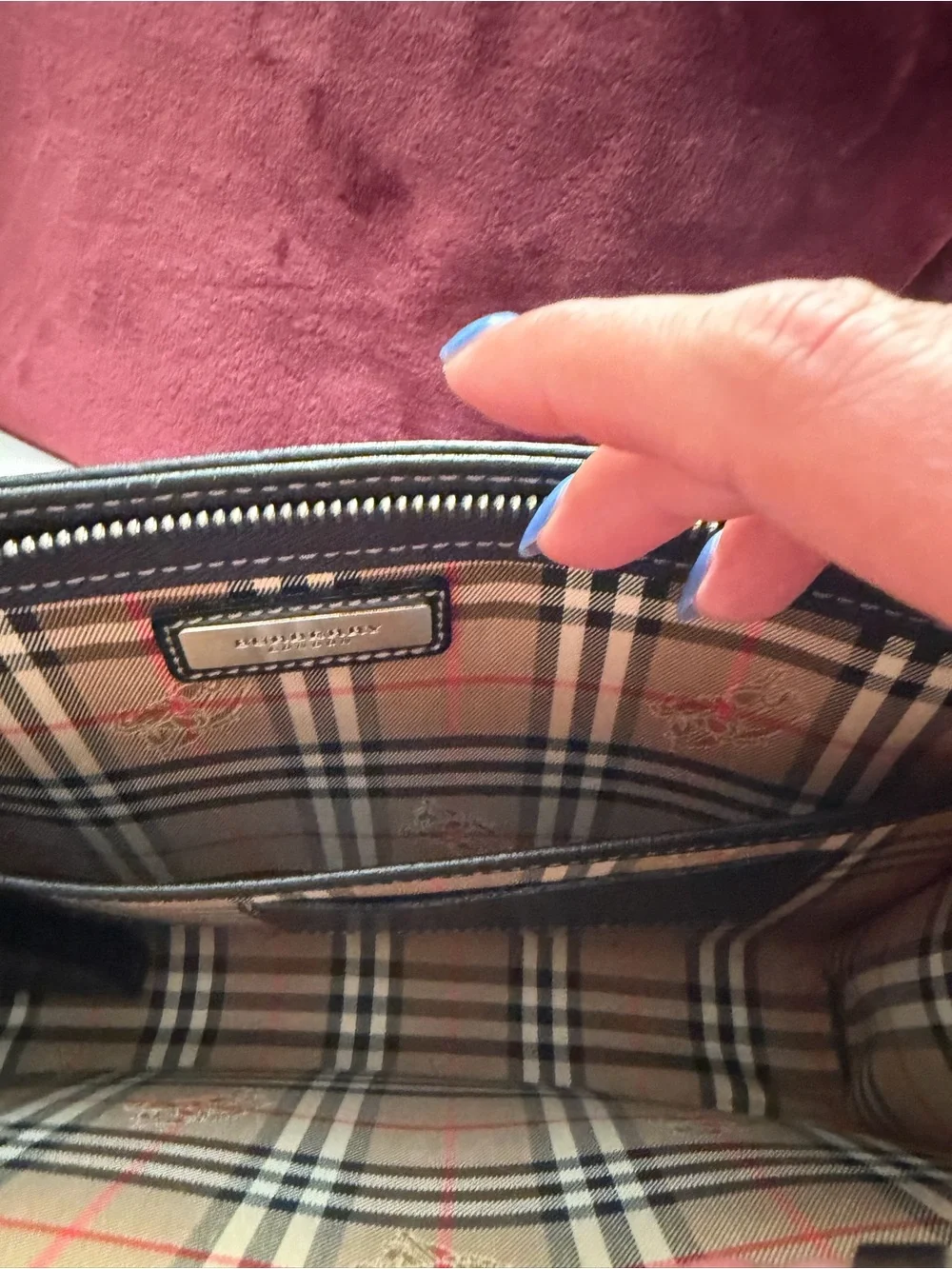 Burberry London Black Pebbled Leather Wristlet Clutch Pouch Bag Nova Check